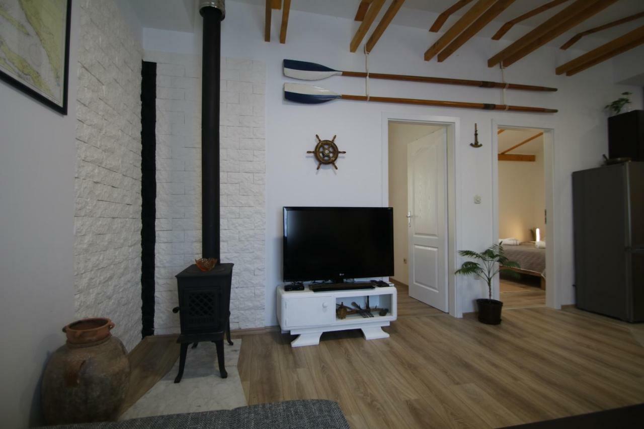 Oak House Villa Zadvarje Buitenkant foto